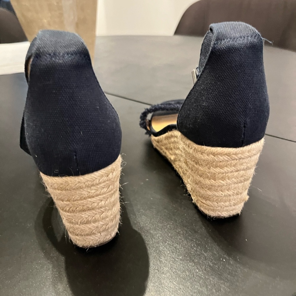 Lucky Brand Navy Blue Shoes in great condition.